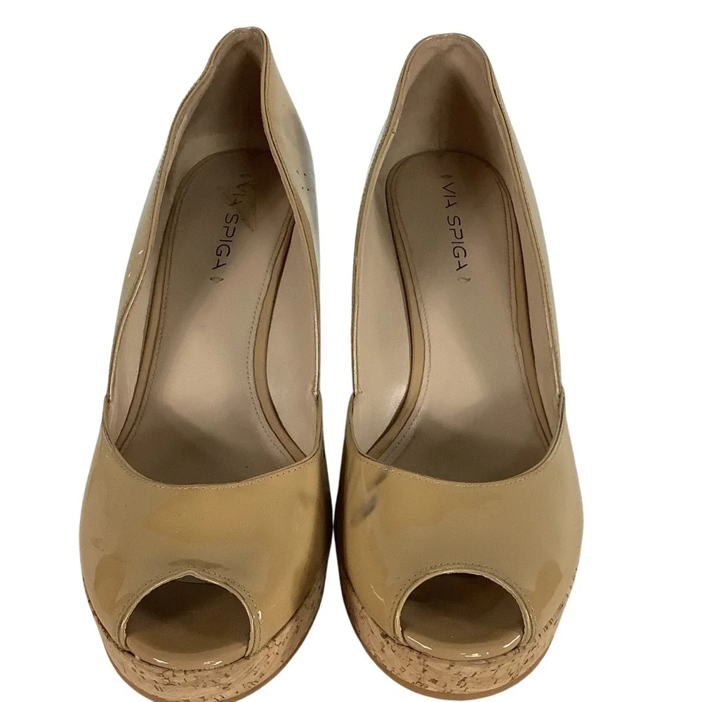 Via Spiga Tan Patent Leather Cork Wedge Peep Toe Pumps Nude Size 11M EUR 41